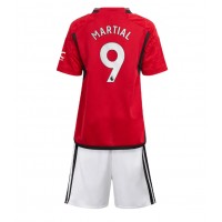 Camiseta Manchester United Anthony Martial #9 Primera Equipación para niños 2023-24 manga corta (+ pantalones cortos)